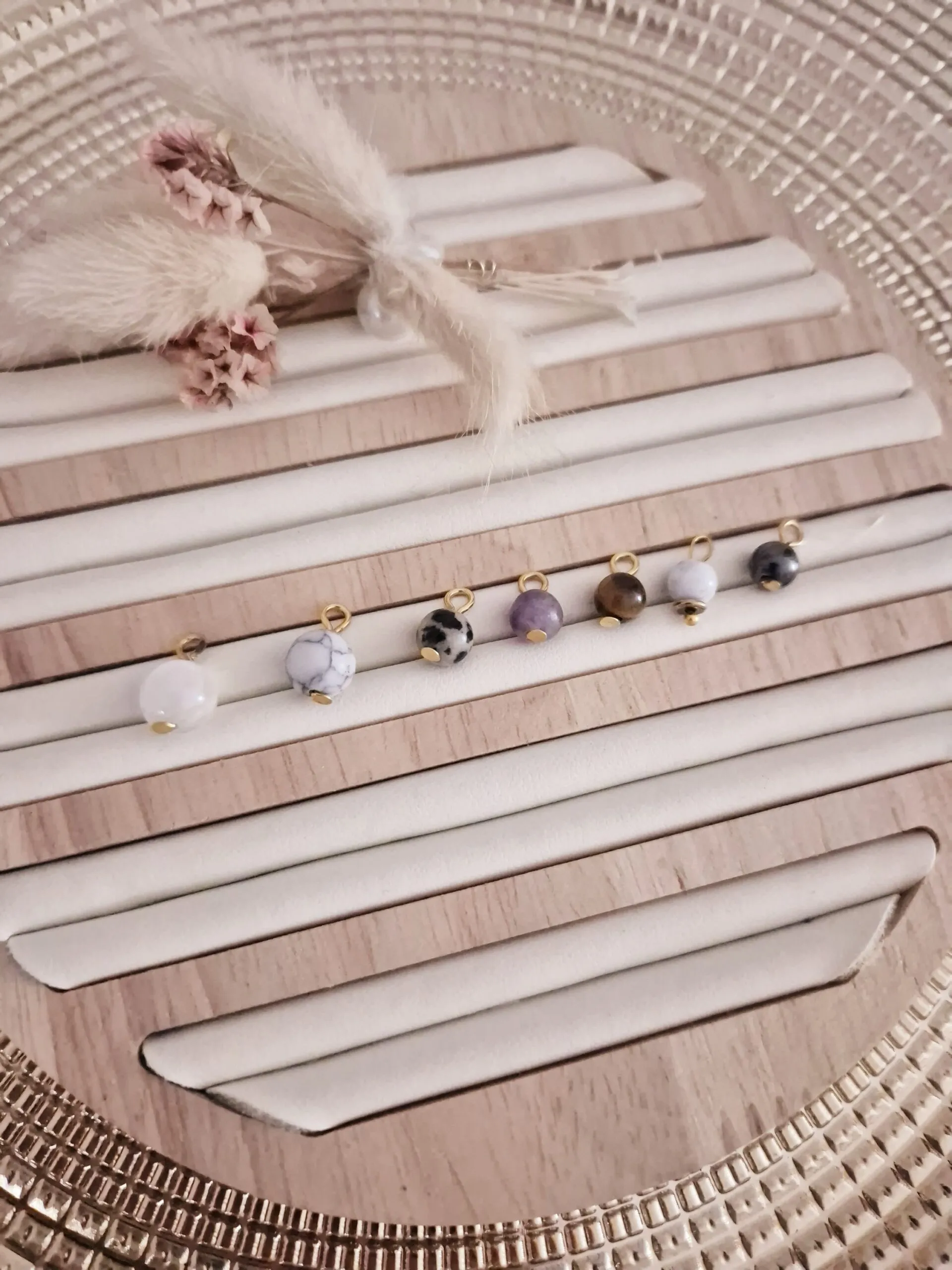 charms pierres naturelles