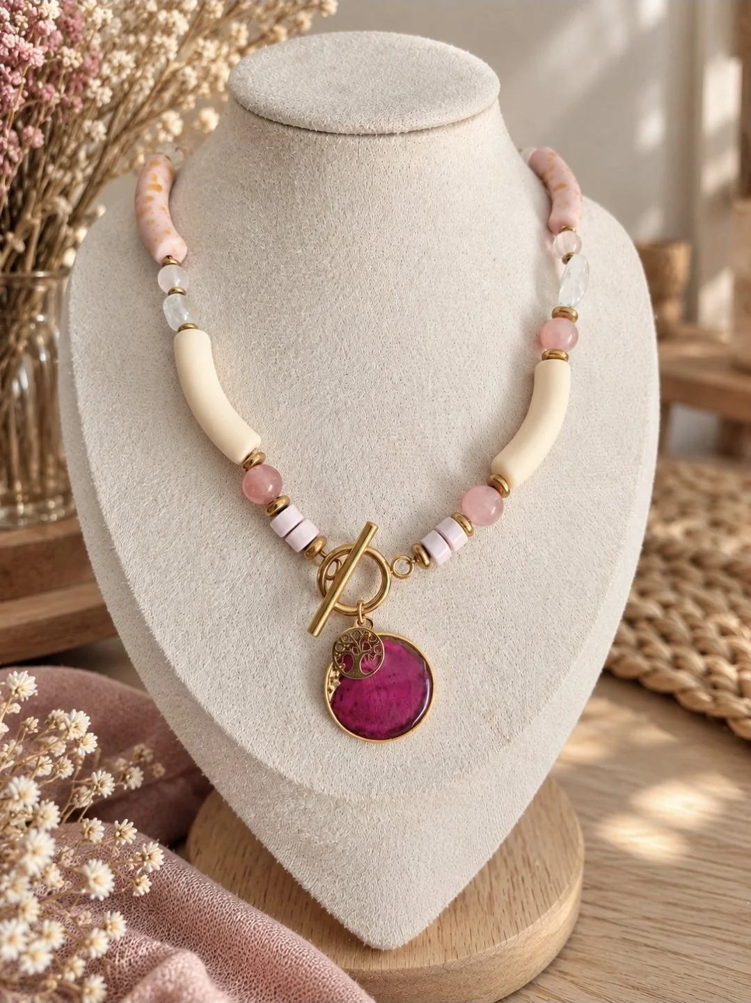 Collier artisanal pétales de rose Eugénie – Pièce unique – Image 2